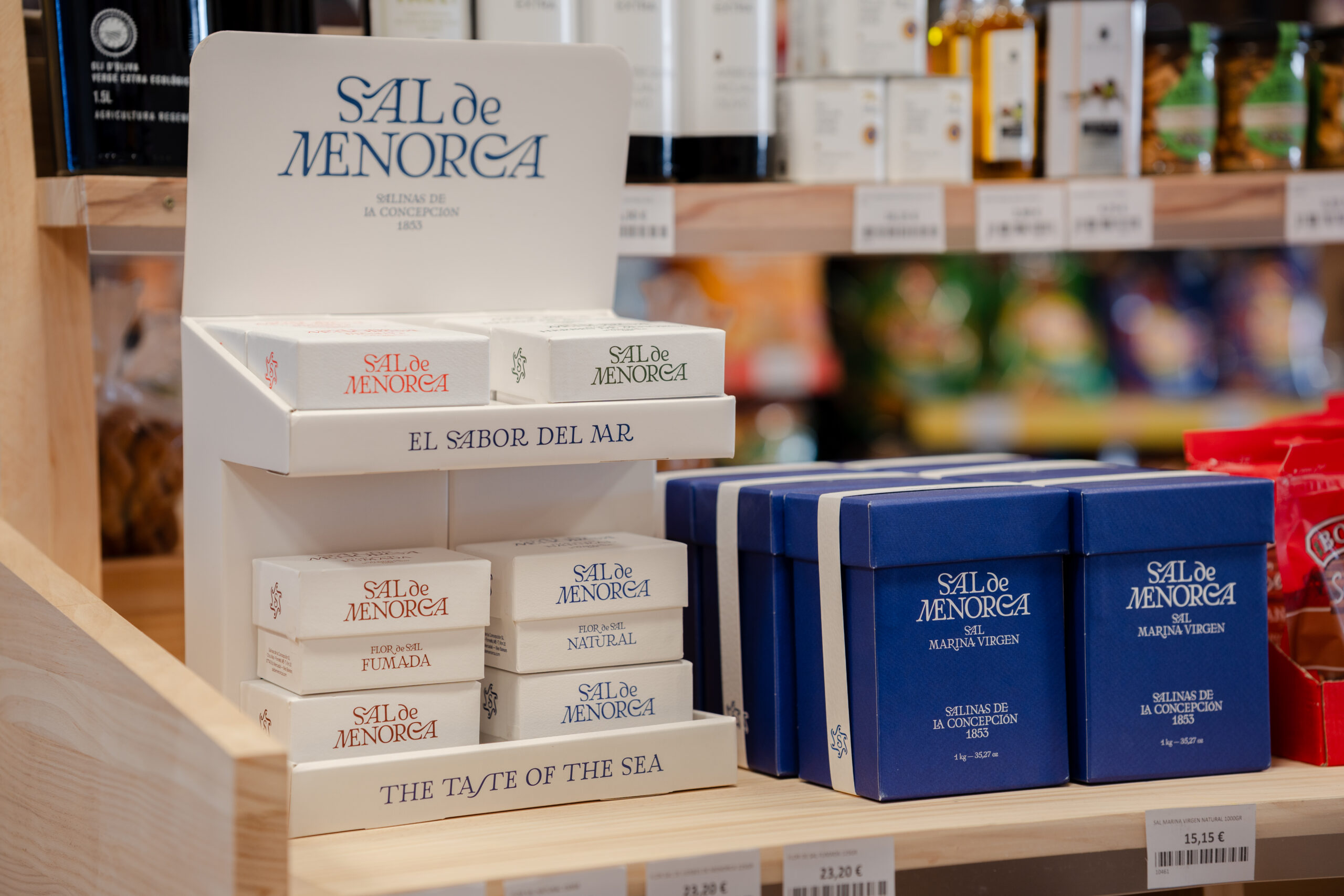Sal marina de Fornells y flor de sal de Menorca en s'Aturadeta